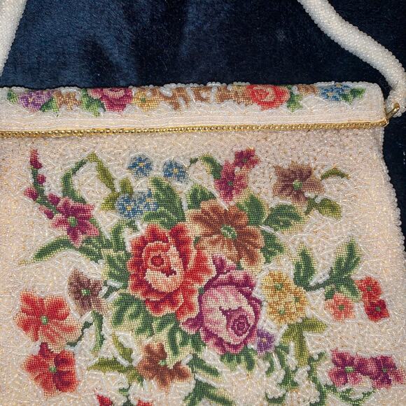 VINTAGE 50's 60's Glass BEADED PETIT POINT BAG PURSE COTTAGECORE - Picture 2 of 10